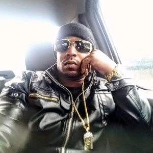 Meet your Posher, Leroy